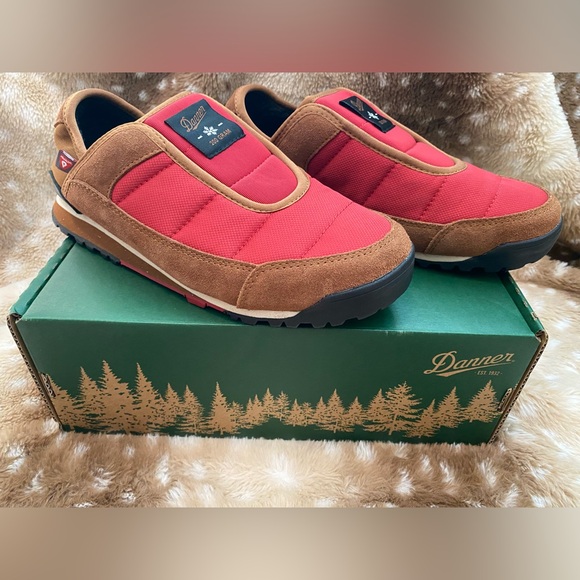 NIB Danner Jag Loft Bossa Nova Primaloft Insulated Slip On Shoes Womens Size 9.5 - Picture 1 of 7